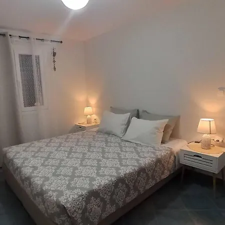 Amazing On-beach In Apartment
